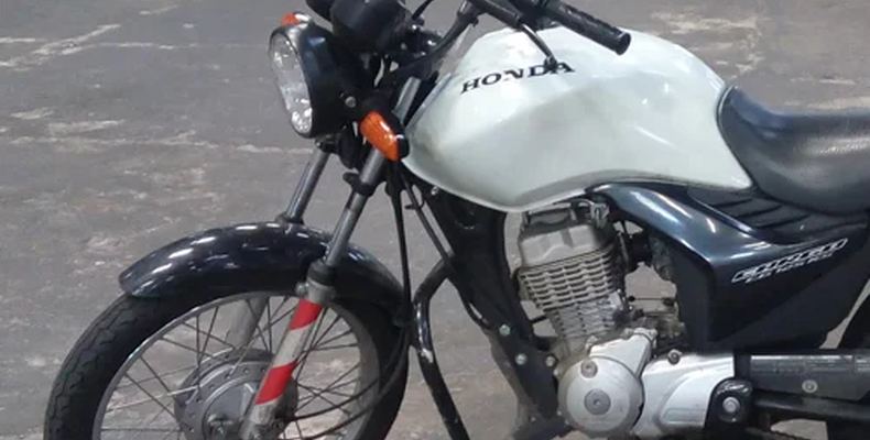 Motoboy da Translight pronto para entrega