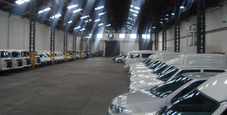 Frota de carros e utilitários da Translight